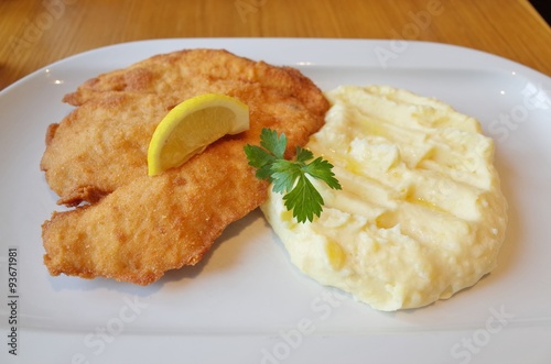 チキンシュニッツェル