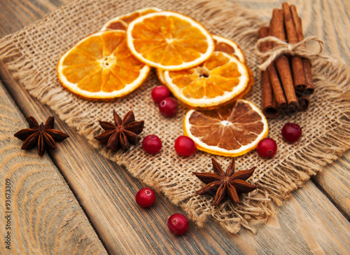 Fototapeta Naklejka Na Ścianę i Meble -  Spices and dried oranges