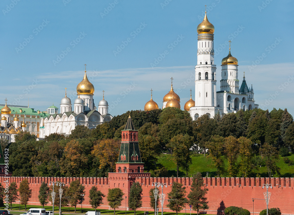 Uspensky and Blagoveschensky cathedrals and Ivan  Great Bell of