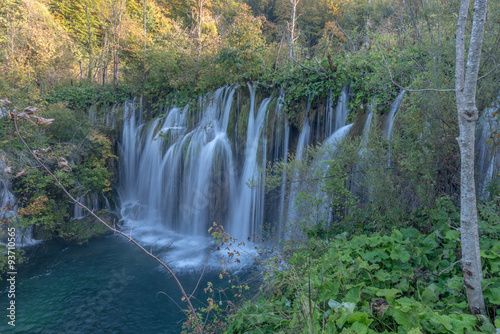 Wasserf  lle  Gew  sser und Wege im Nationalpark Plitvicer Seen in Kroatien