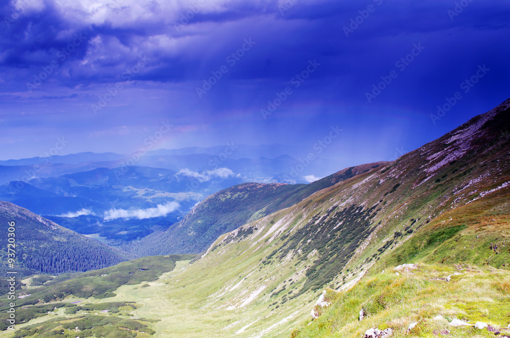 Obraz premium evening mountain plateau landscape (Carpathian, Ukraine)