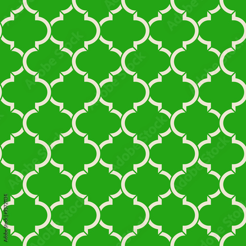 light green quatrefoil pattern
