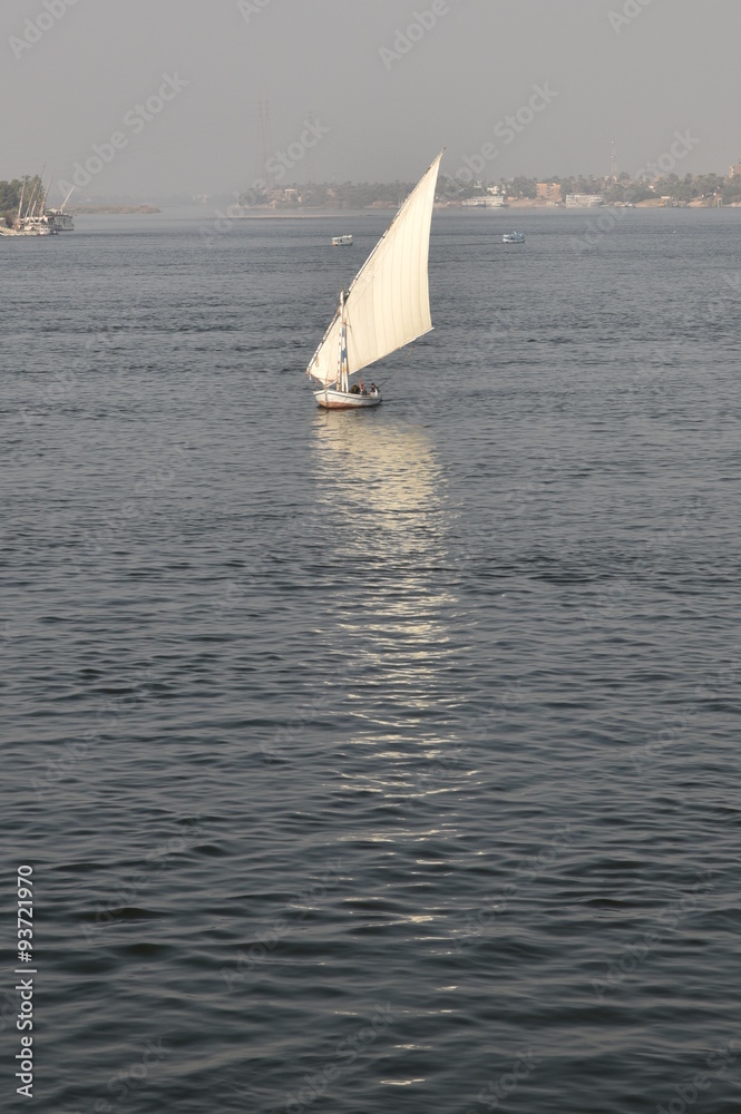 Obraz premium Seegelboot im Nil