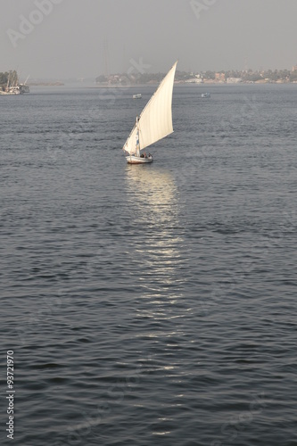 Seegelboot im Nil