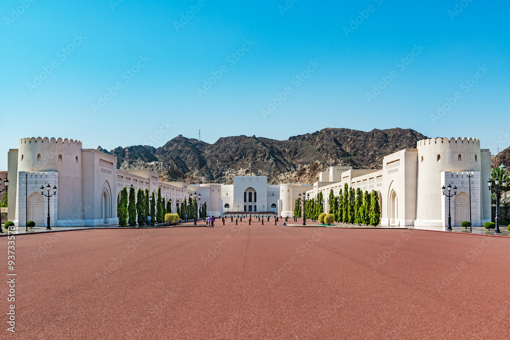Al Alam Palace in Muscat, Oman. It was built in 1972. Al Alam means The ...