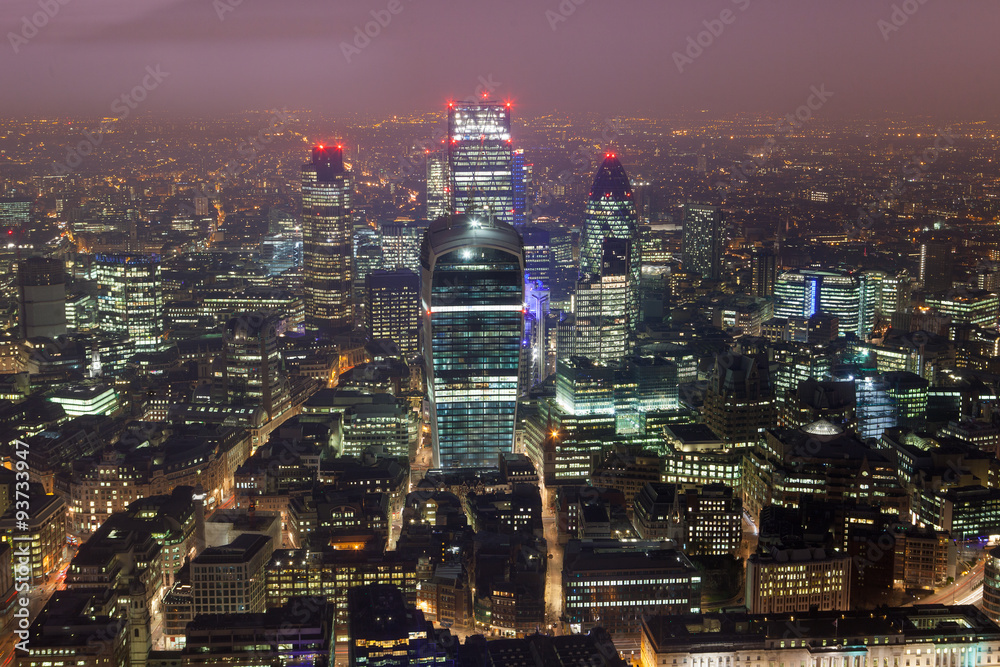 Fototapeta premium Windows of Skyscraper Business Office, Corporate building in Lon