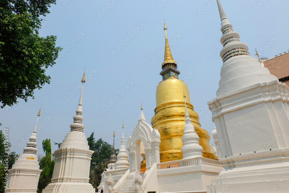 golden pagoda in wat suan dok temple, chiang mai, thailand golden pagoda in wat suan dok temple, chiang mai, thailand
