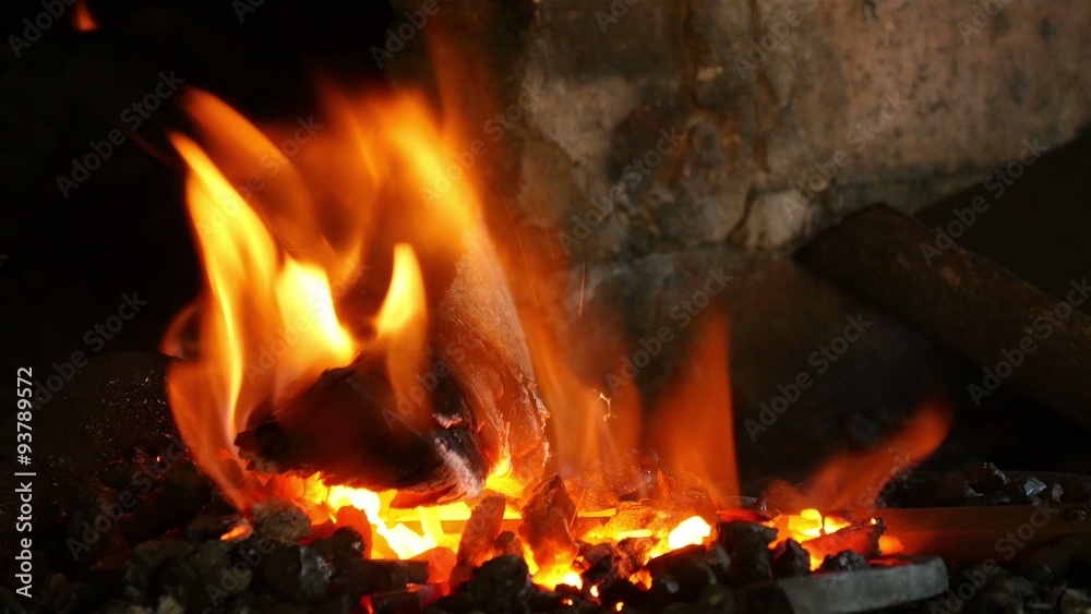 smith heats a horseshoe in the oven, 4k 2 smith heats a horseshoe in the oven, 4k 2