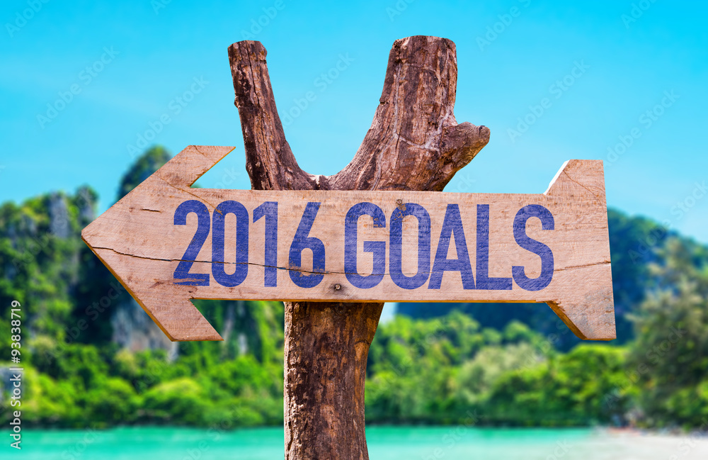 2016 Goals arrow with beach background
