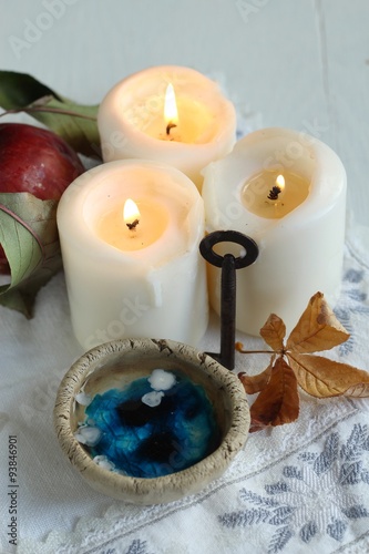divination of wax / tradition polish wax (candle) divination on evening predictions on the eve of St. Andrew