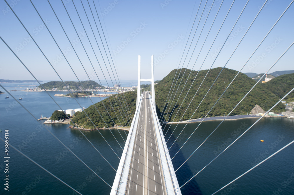 Obraz premium 女神大橋主塔頭頂部から対岸主塔を望む