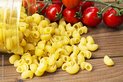 macaroni with tomato photo