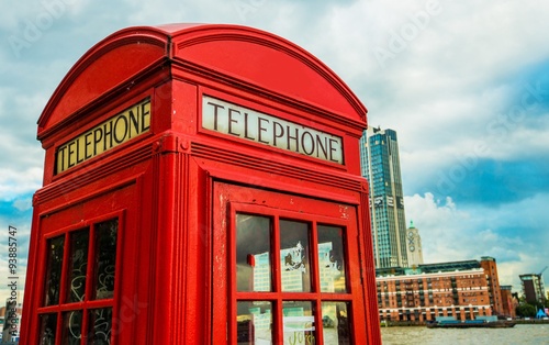 London Red Telephone Box © Tomasz Zajda
