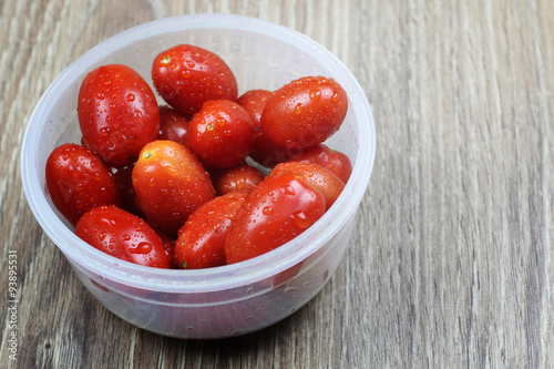 washed tomatoes in bowl