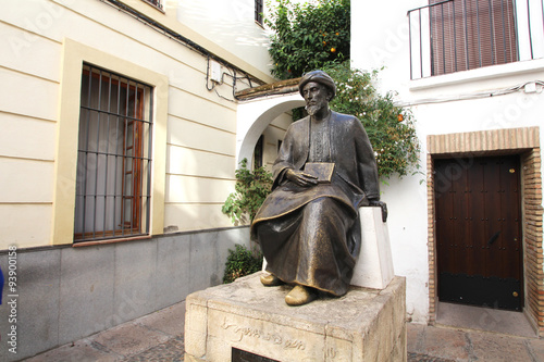 Cordoue / Statue de Maimonides (Espagne) photo