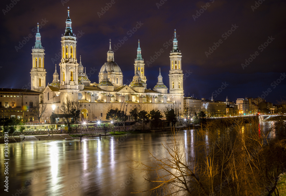 El Pilar Basilica and Ebro river in Zaragoza, Spain