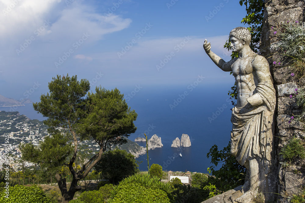 Obraz premium coastline of Capri island, Capri, Italy