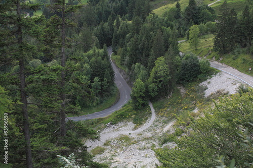 Serpantinen am Oberjoch