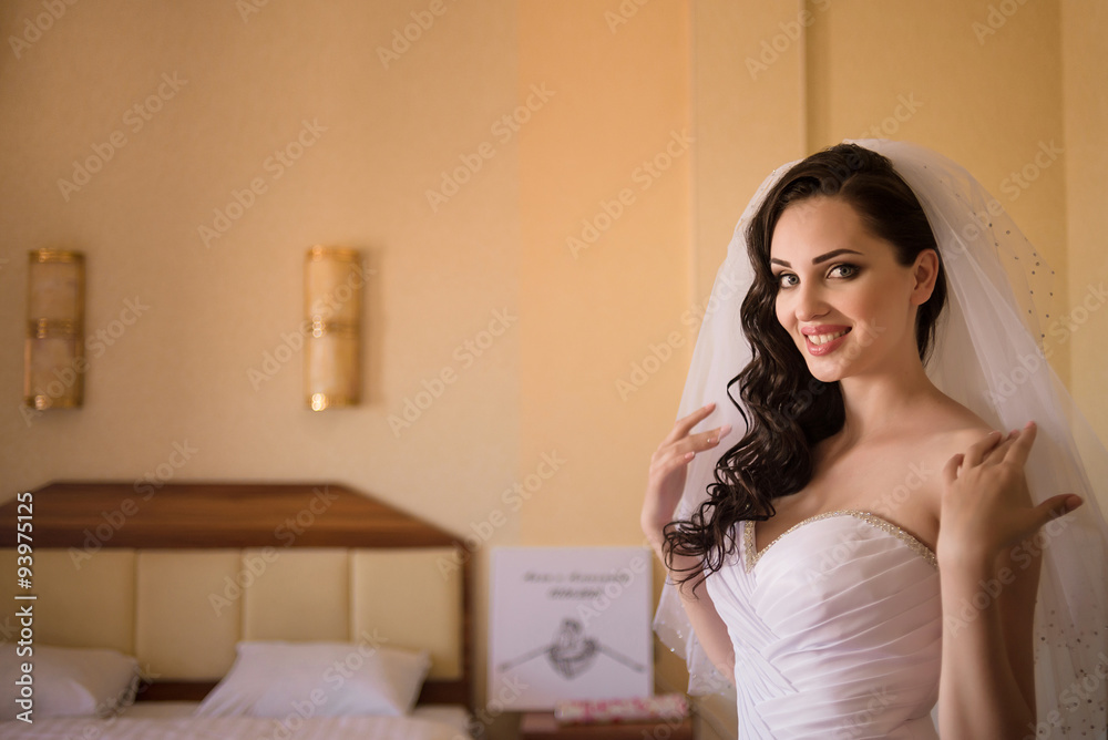 bride in her room bride in her room