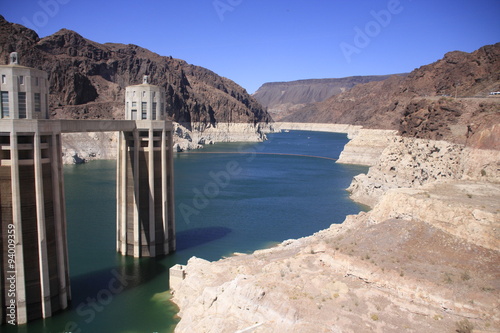 le lac Mead au niveau du barrage de Hoover