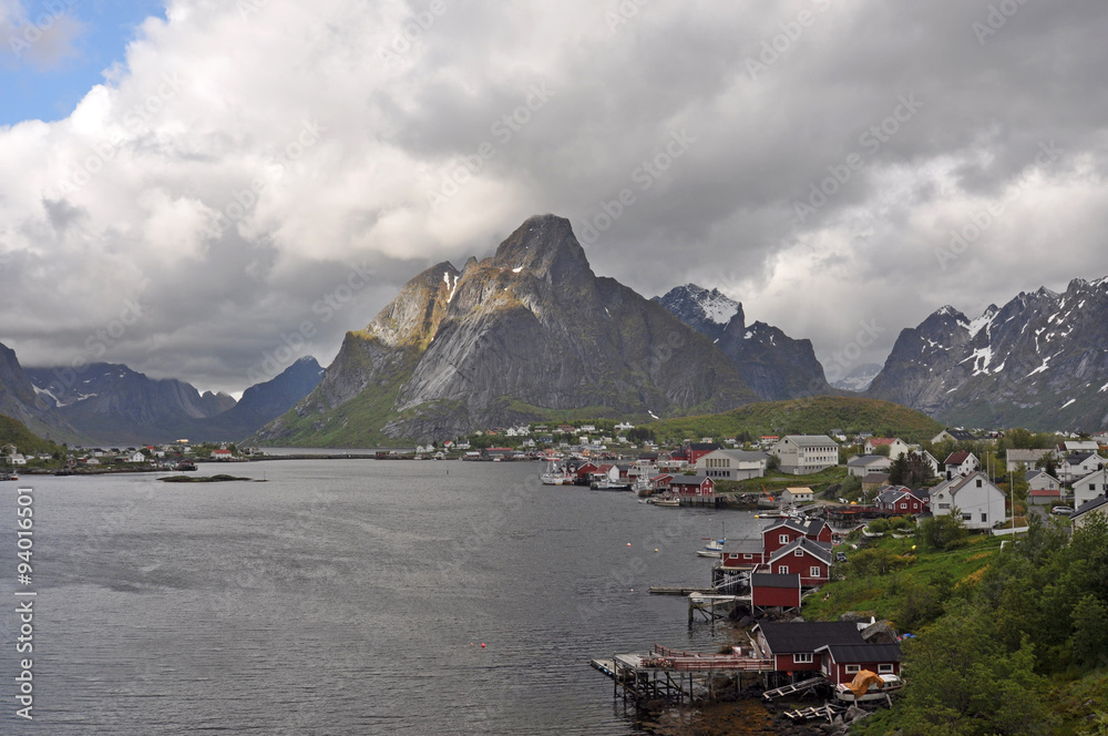 Reine / Reine is a fishing village and the administrative centre of the municipality of Moskenes in Nordland county, Norway.