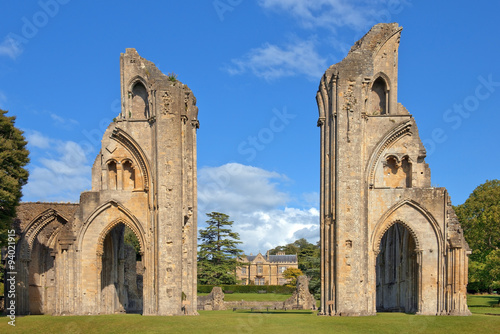 Canvas Print ruins of Glastonbury Abbey, Somerset, England