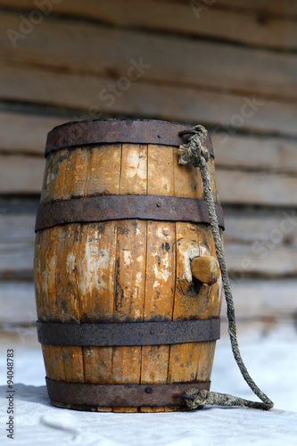 Portable barrel.