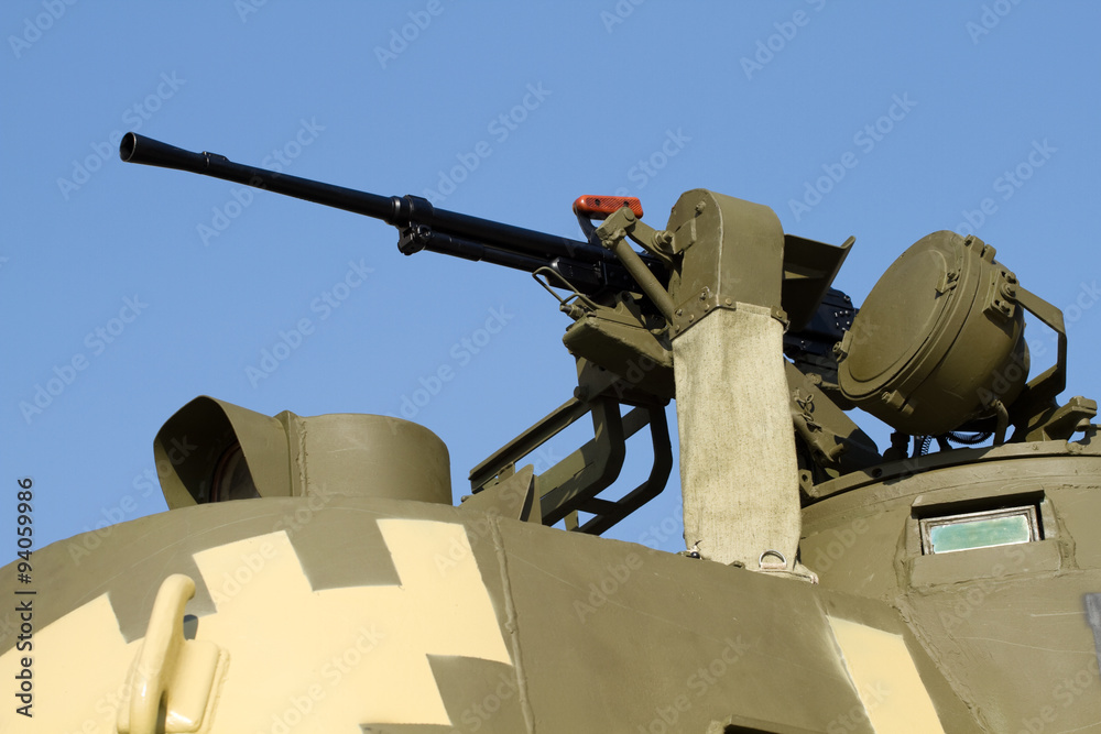 Machine gun on the tank