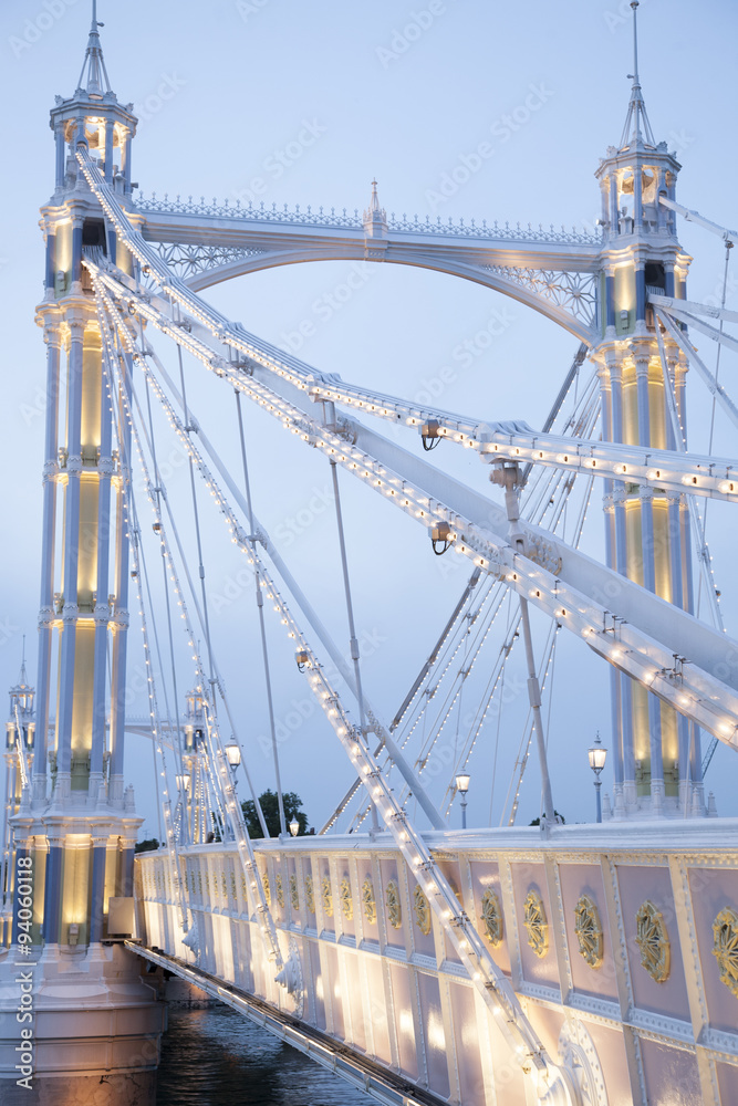 Fototapeta premium Albert Bridge; Chelsea; London