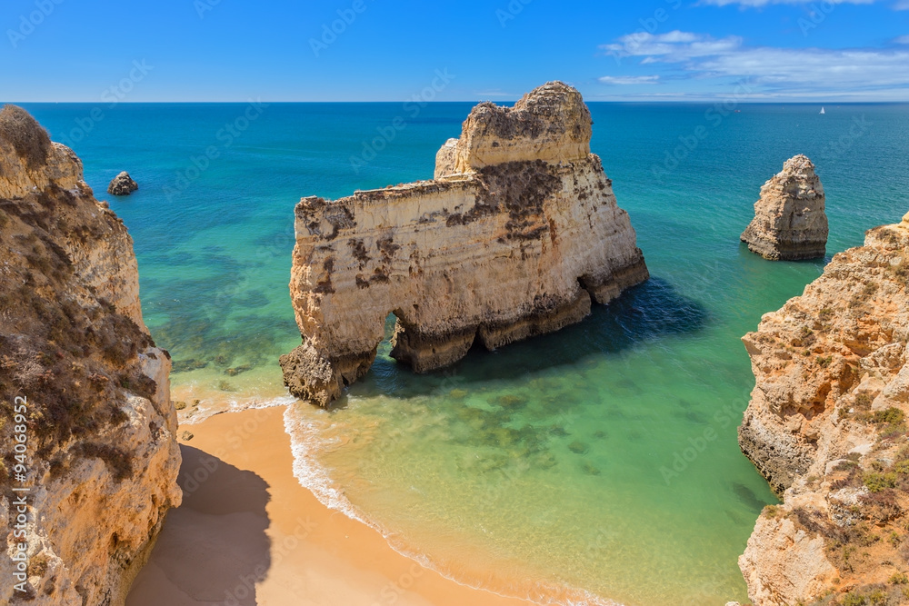 Fototapeta premium Magical beaches of Portugal for tourists. Algarve, Albufeira.