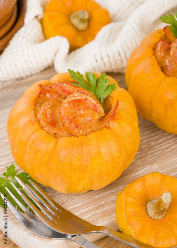 Prawns in Pumpkin (Camarao na Moranga) - Prawns with a creamy coconut milk sauce served inside a roasted pumpkin.
Prawns in Pumpkin (Camarao na Moranga) - Prawns with a creamy coconut milk sauce served inside a roasted pumpkin.