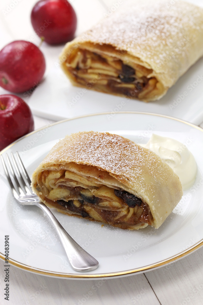 homemade apfelstrudel, apple strudel,austrian germany food homemade apfelstrudel, apple strudel,austrian germany food