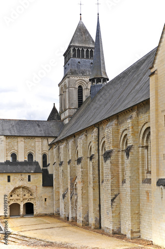 L'Abbazia di Fontevraud - Loira, Francia © lamio