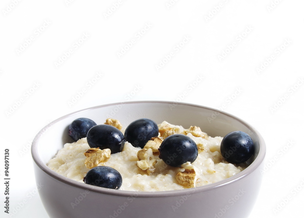 oats with nuts and grapes oats with nuts and grapes