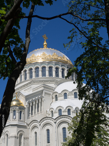 Naval cathedral of Saint Nicholas in Kronstadt is a large Russian Orthodox cathedral dedicated to all fallen seamen. Built between 1903 and 1913, was designed by famous architect Vasily Kosyakov