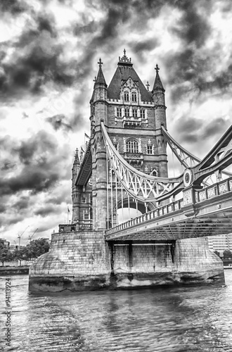 Tower Bridge, Historical Landmark in London