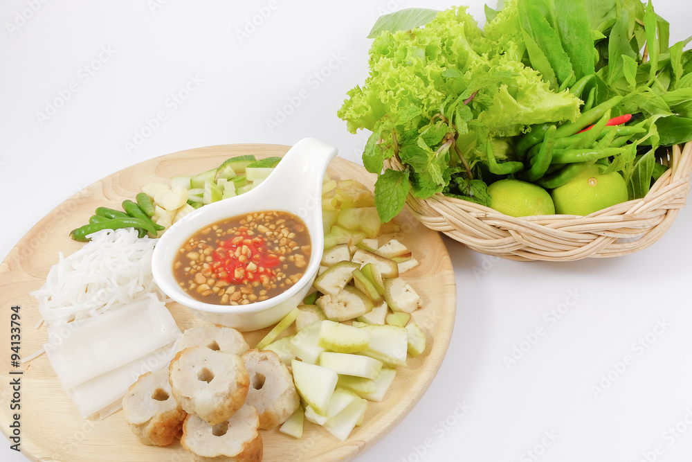Vietnamese meatball wraps with vegetables (Nam-Neaung) Vietnamese meatball wraps with vegetables (Nam-Neaung)