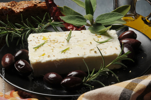 φέτα τυρί پنیر فتا Ֆետա Formaggio feta فيتا (جبن) フェタチーズ Фета 菲達芝士 Fetaostur זית קלמטה oliva Aceituna  Kalamata Kalamáta cheese oliivid zeytini olive 페타 치즈 פטה  photo