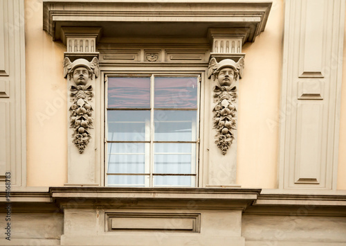 window bologna