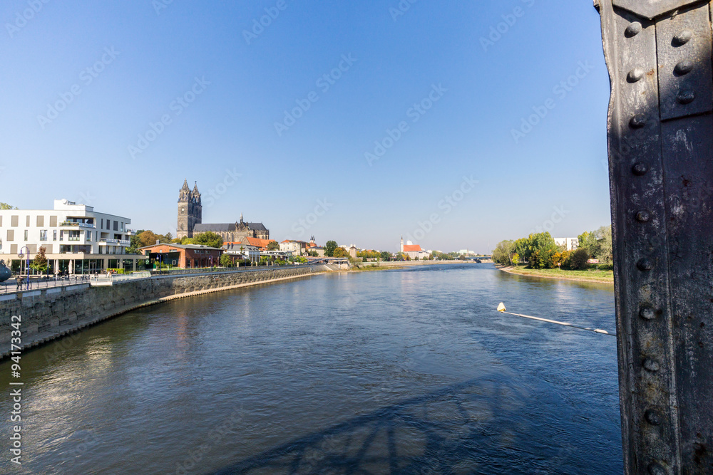 Dom zu Magdeburg und Hubbrücke