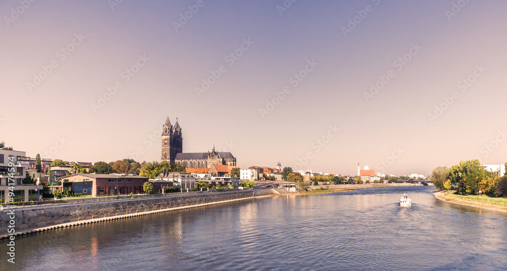 Fototapeta premium Magdeburg - DOM - Elbpanorama