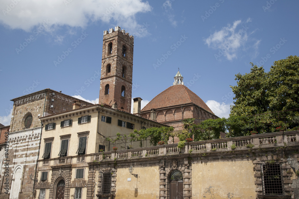 Church and Baptistery of Giovanni and Raparata, Lucca,