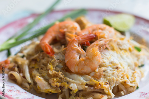 Thai Fried Noodles With Prawn ,(Pad Thai Gung Sod)