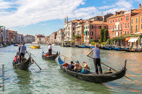 Valokuva Gondola on Canal Grande in Venice