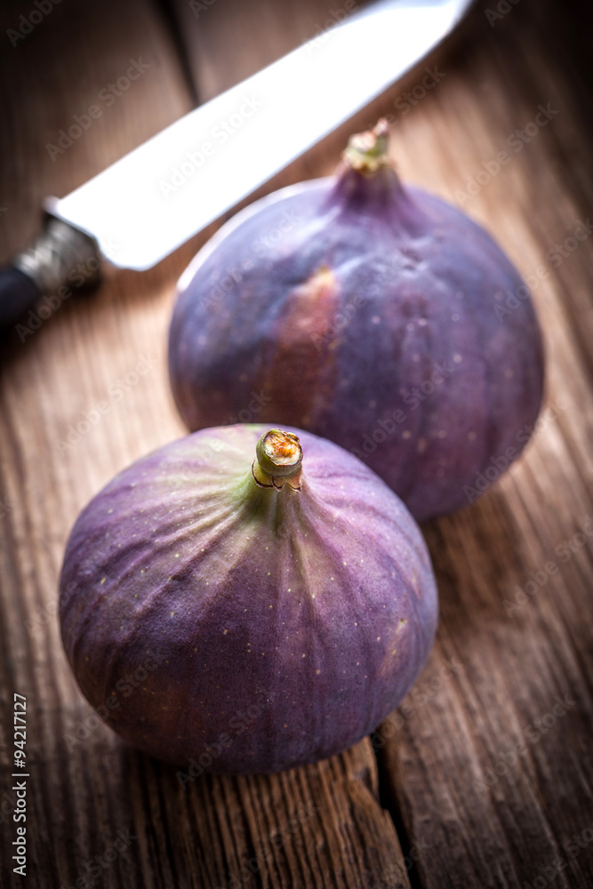Fototapeta premium Two fresh figs.