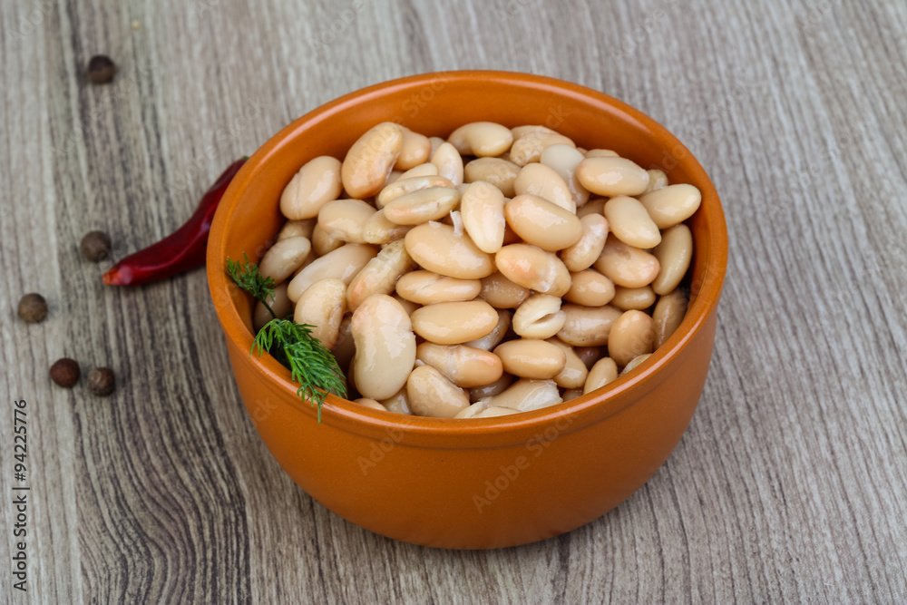 Canned white beans Canned white beans