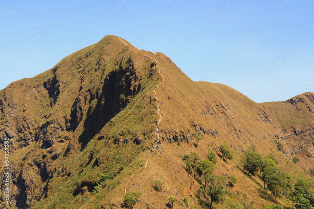 Adventurers wanted to climb this mountain in Thailand. Adventurers wanted to climb this mountain in Thailand.