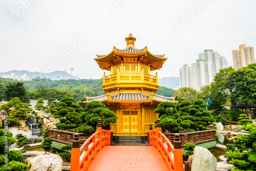 Chi lin temple in nan lian garden photo
