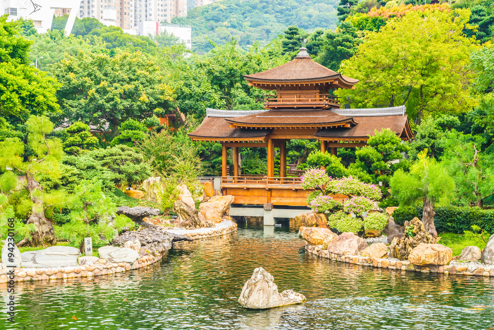Naklejka premium Chi lin temple in nan lian garden
