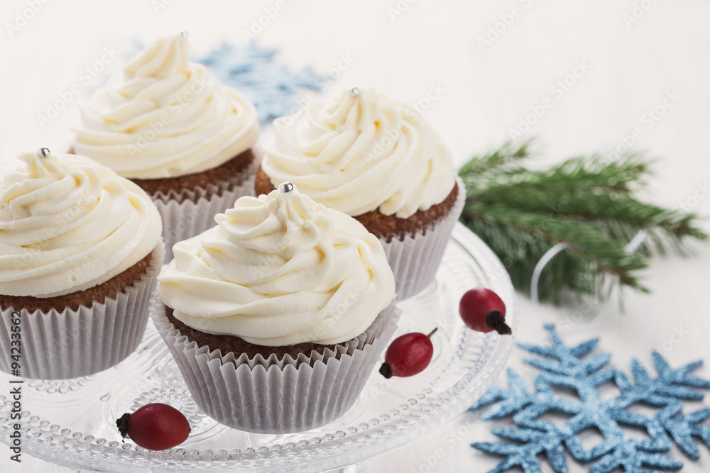 Christmas cupcakes with creamcheese frosting Christmas cupcakes with creamcheese frosting